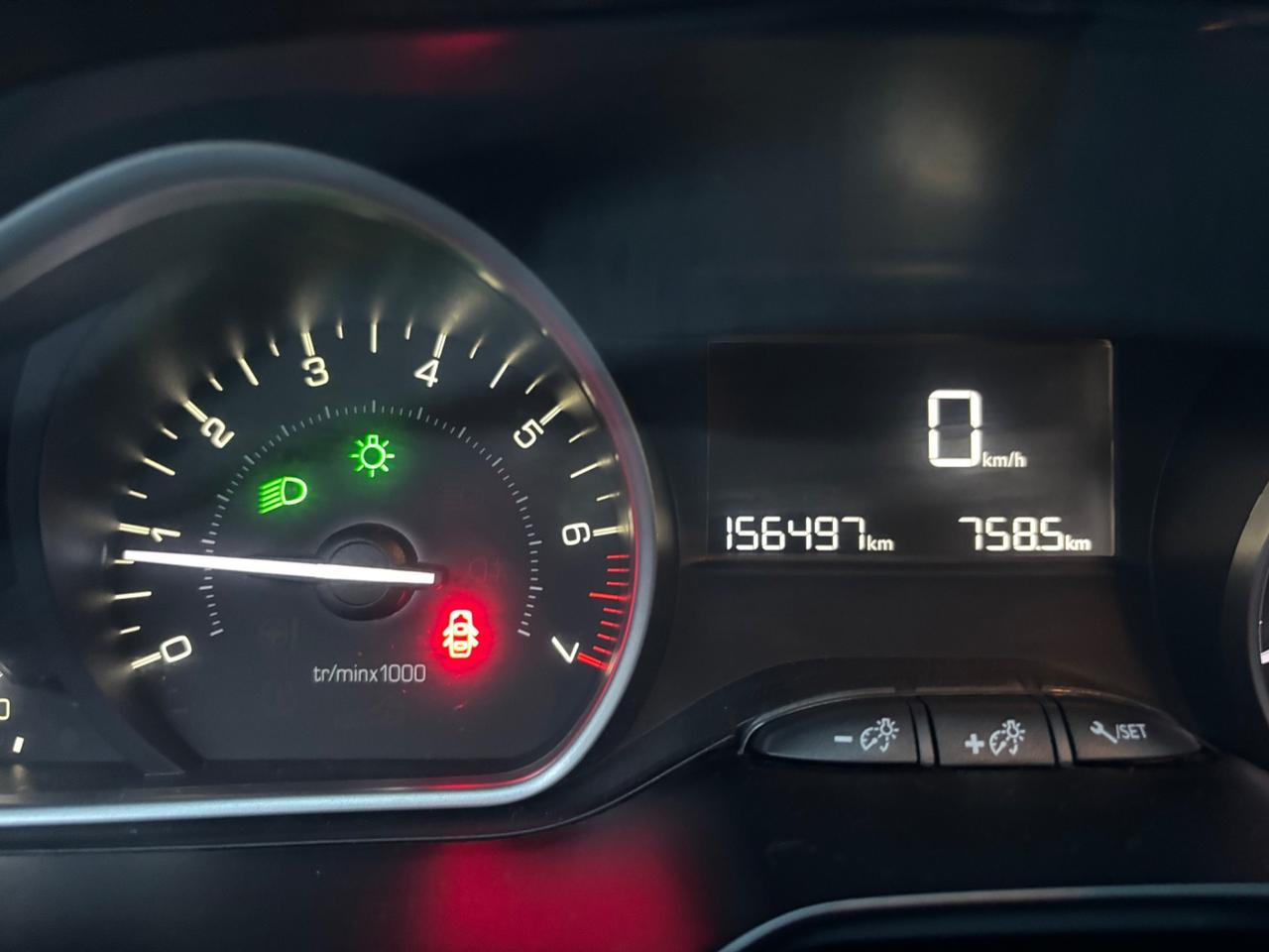 Peugeot 208 PureTech 82 5p. GPL Allure
