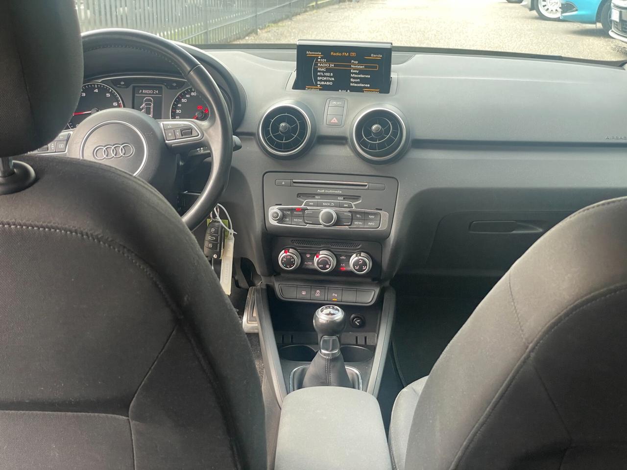 Audi A1 Sportback 1.0 tfsi ultra Sport 95cv S-Line
