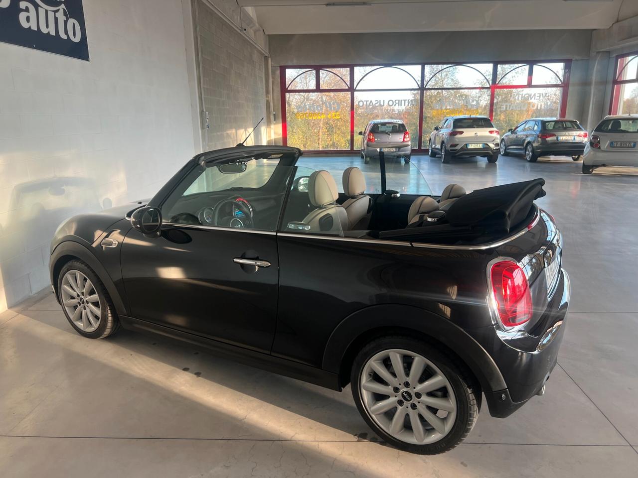 Mini 1.5 Cooper Cabrio AUTOMATICA OK NEOPATENTATI