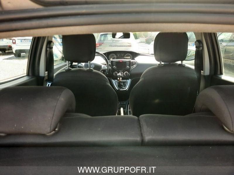 Lancia Ypsilon 0.9 TwinAir 85 CV 5 porte Metano Ecochic Gold