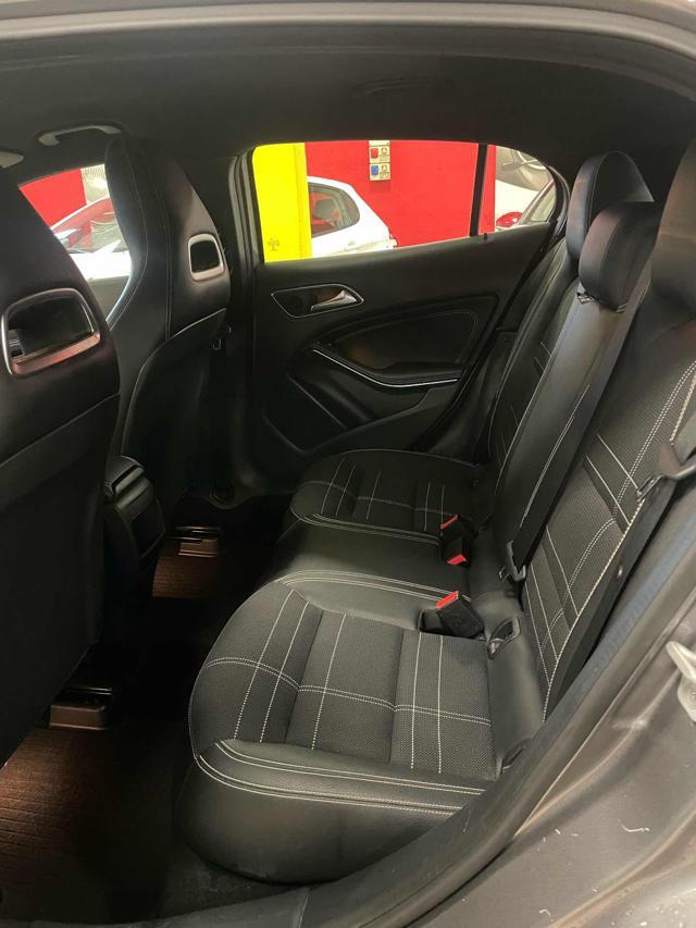 MERCEDES-BENZ GLA 200 d Automatic 4Matic Executive