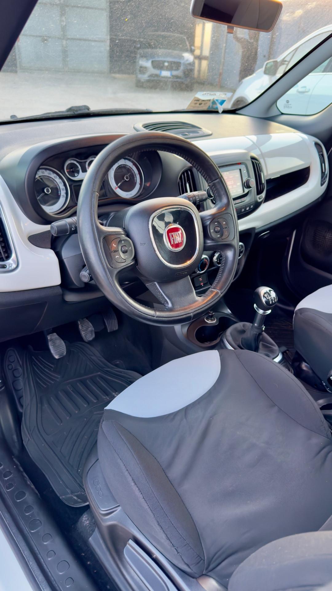 Fiat 500L Living 1.6 Multijet 105 CV Lounge