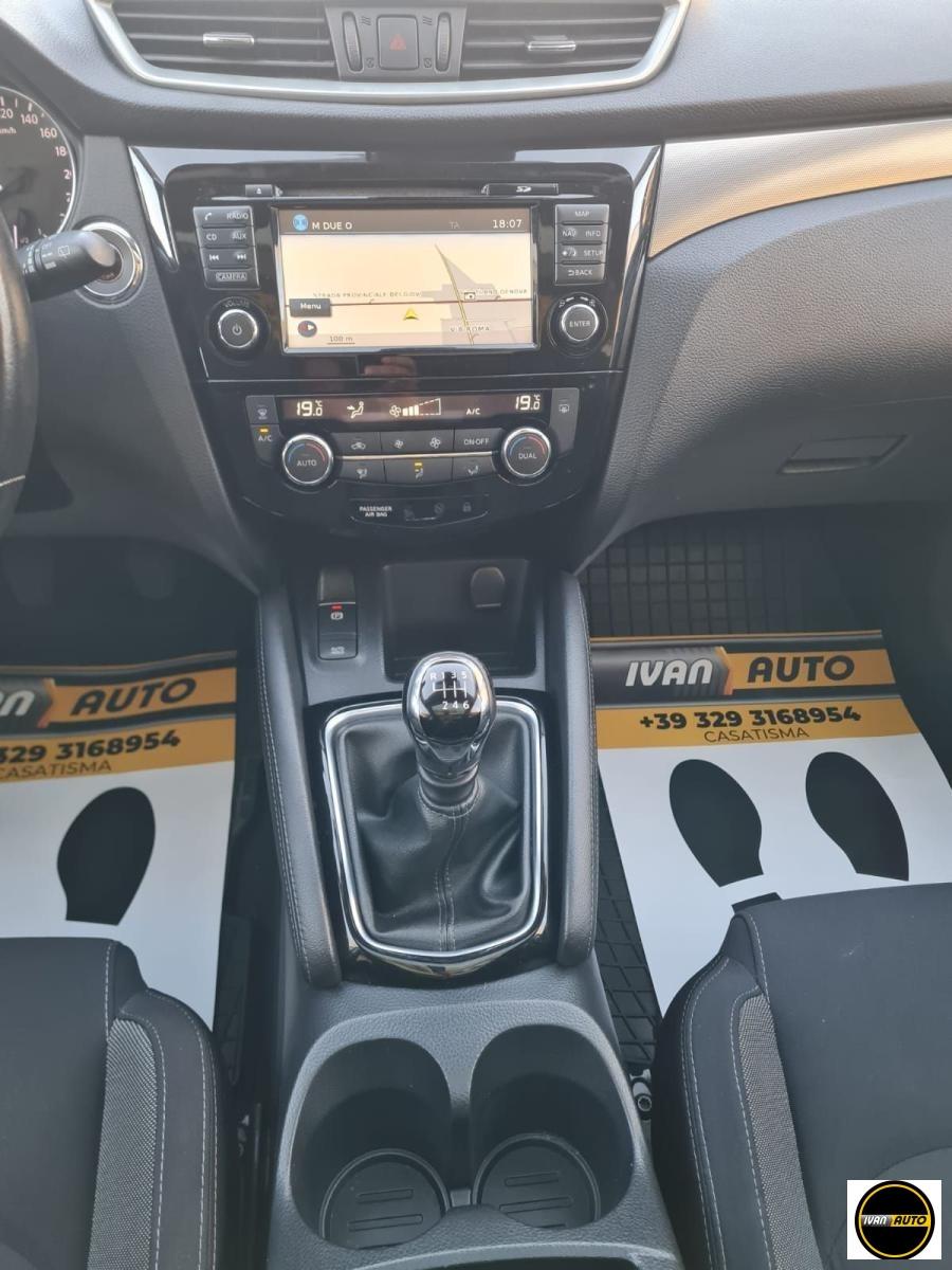 NISSAN Qashqai 1.5 dCi N-Connecta