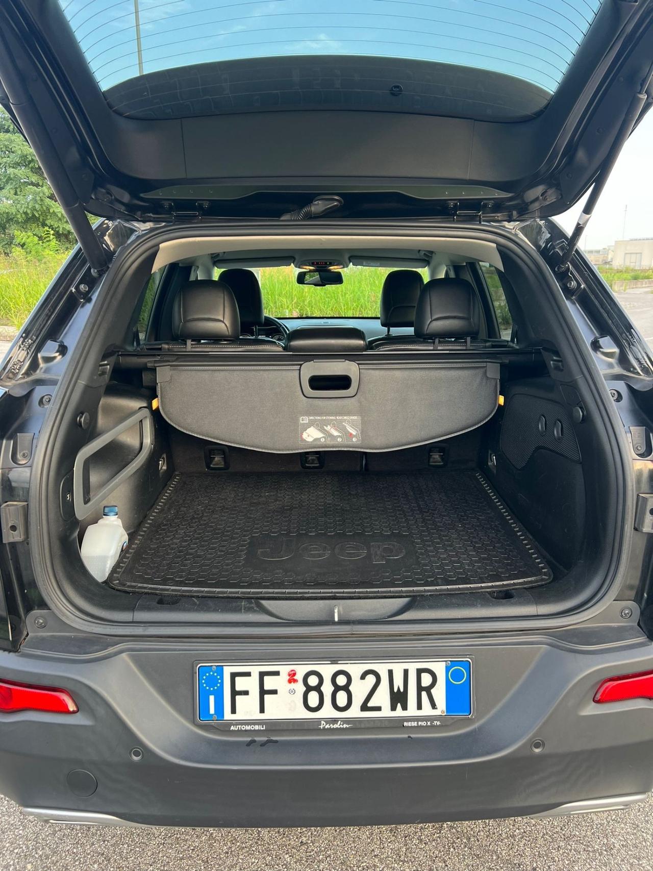 Jeep Cherokee 2.2 Mjt II 4WD Active Drive I Overland