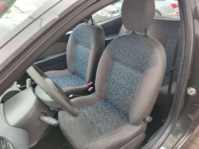 Renault Twingo Twingo II 2007 1.2 lev Sport