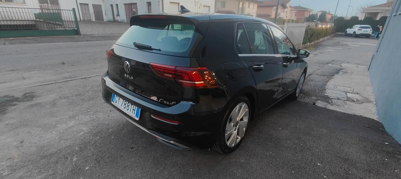 Volkswagen Golf 2.0 TDI 150 CV DSG SCR Style