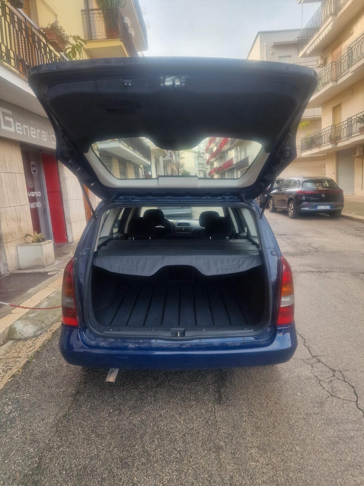 Opel Astra 1.7 16V DTI cat Station Wagon Club