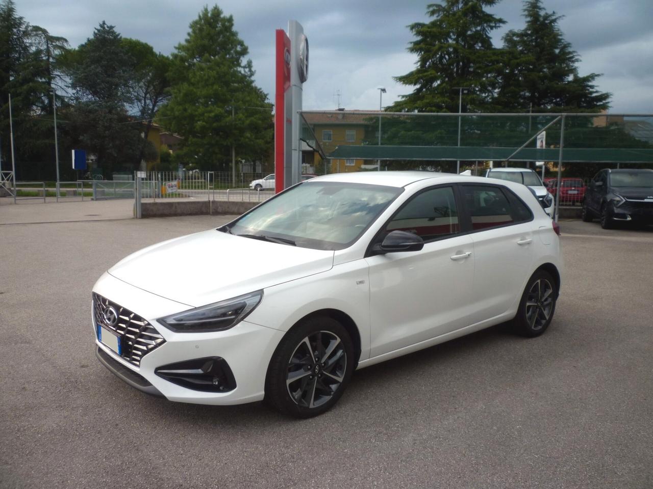 HYUNDAI i30 1.6 CRDi 136 CV iMT 48V 5 porte Prime BIANCO 2021