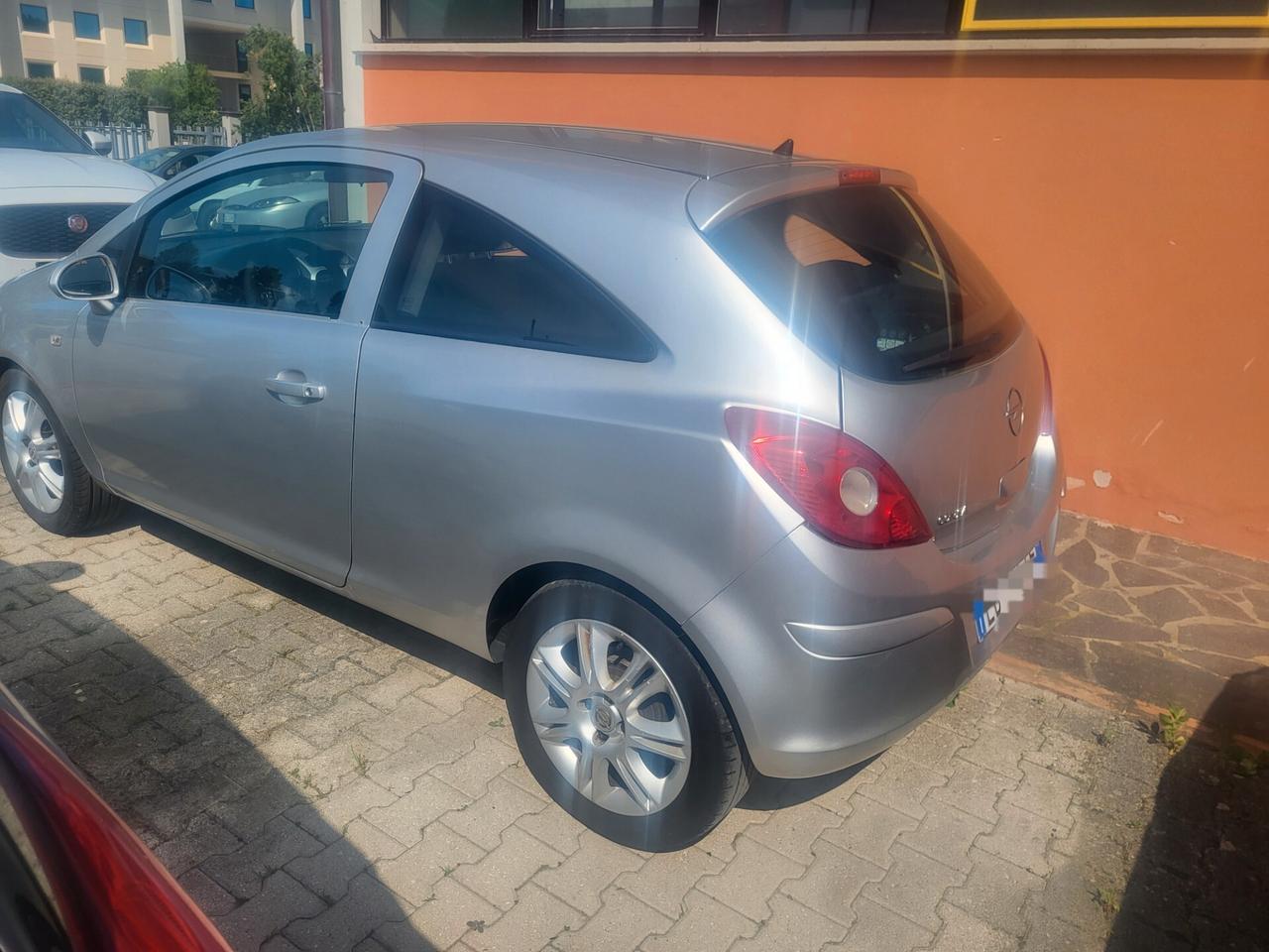Opel Corsa 3 porte