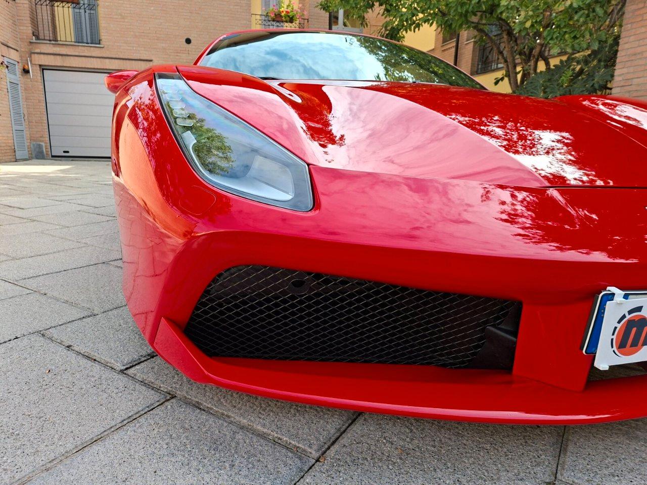 Ferrari 488 Coupe 3.9 GTB dct