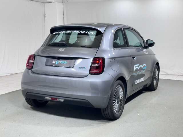 Fiat 500e Berlina 42 kWh Icon