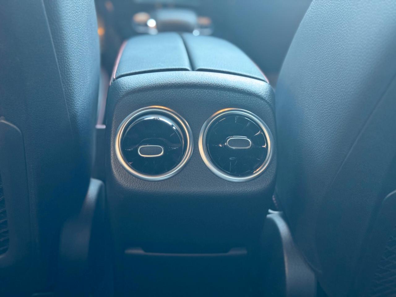 Mercedes-benz CLA 200 Automatic Sport