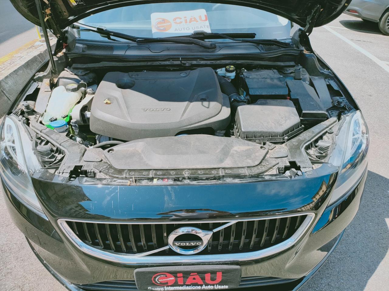 Volvo V40 D2 Kinetic Neopatentati