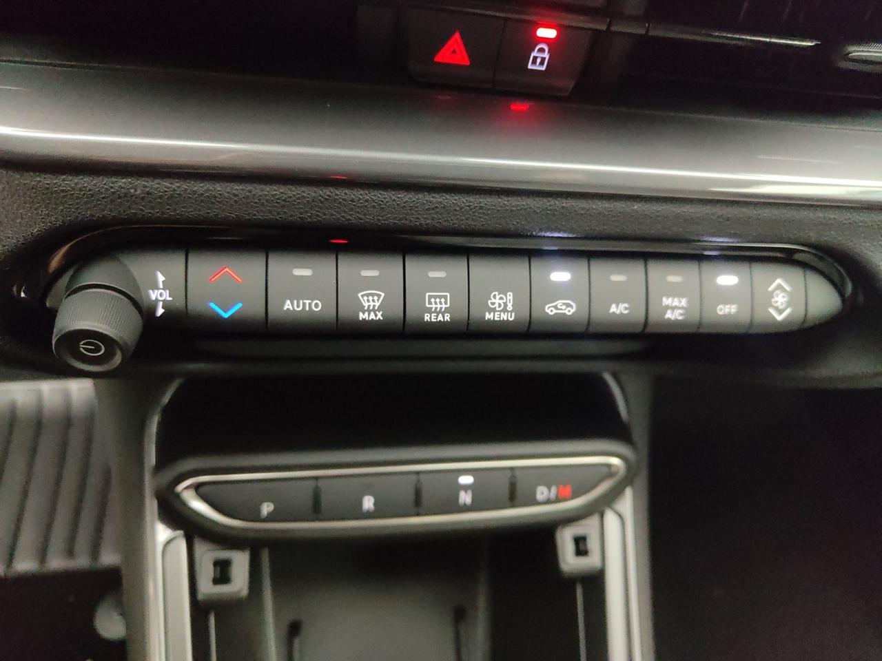 FIAT 600 IV 2023 1.2 MHEV 110CV DCT LA PRIMA