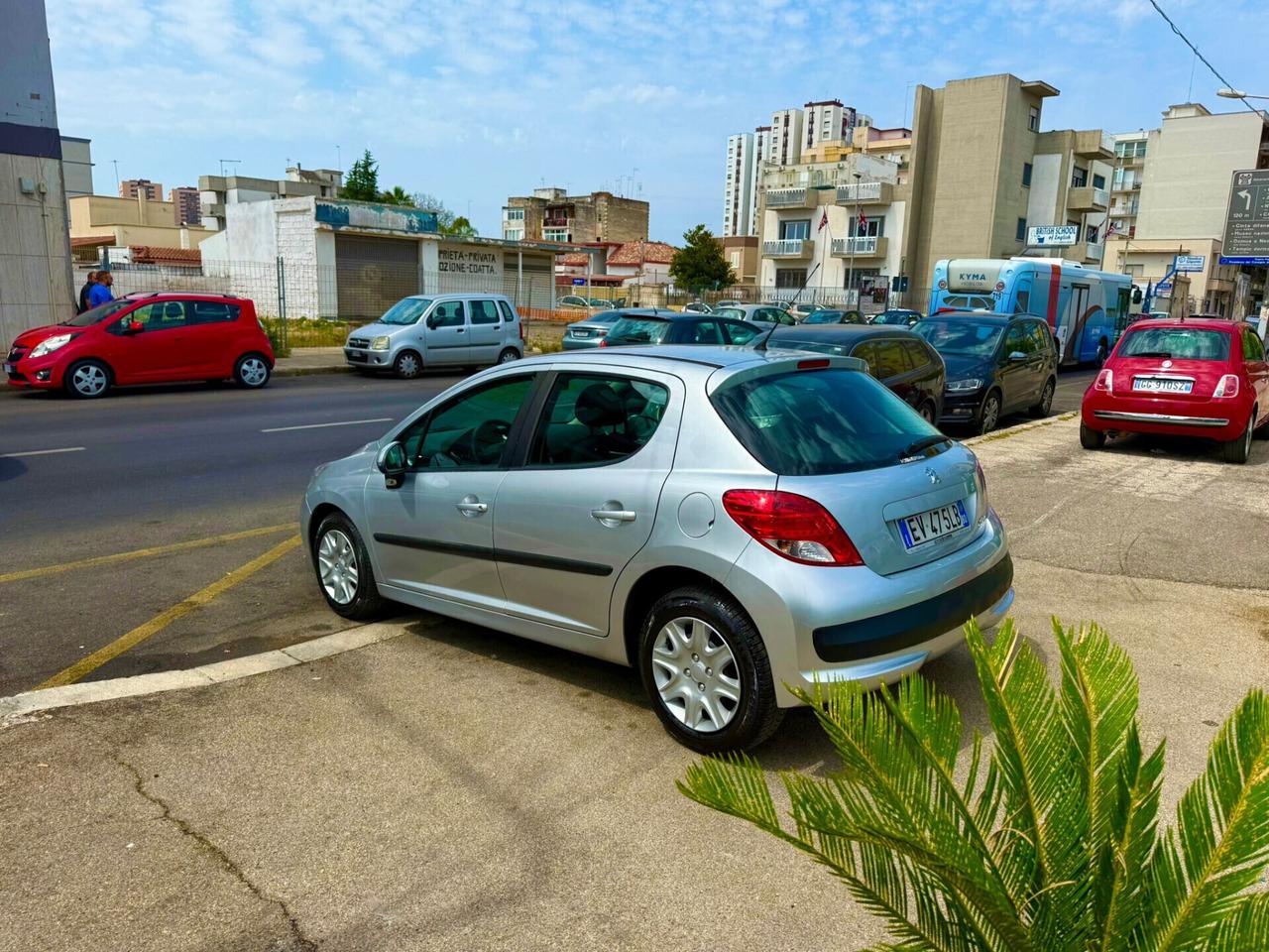 Peugeot 207 Plus 1.4 HDi 70CV 5 porte