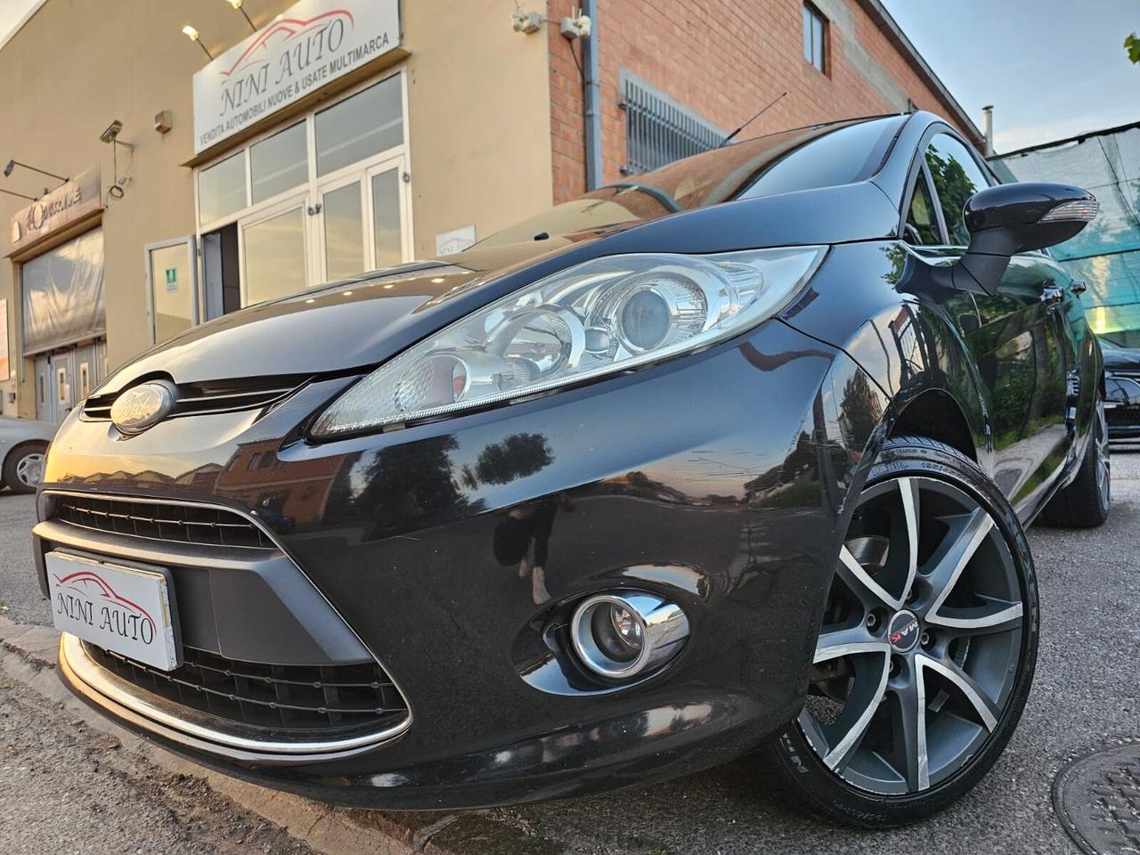 Ford Fiesta 1.2 82cv Titanium*Clima*Cerchi*Neopatentati