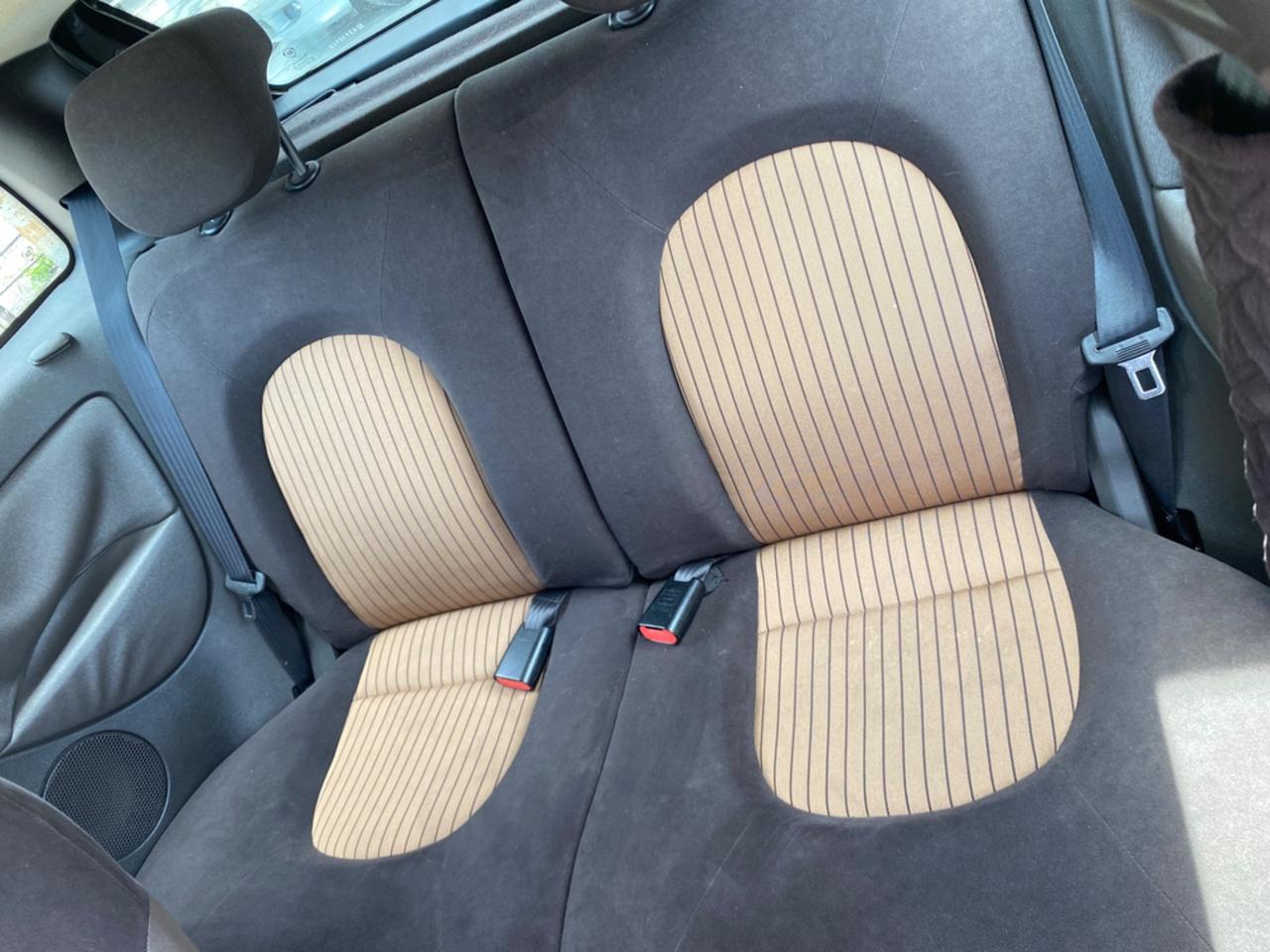 Lancia Ypsilon 1.4 16V Platino