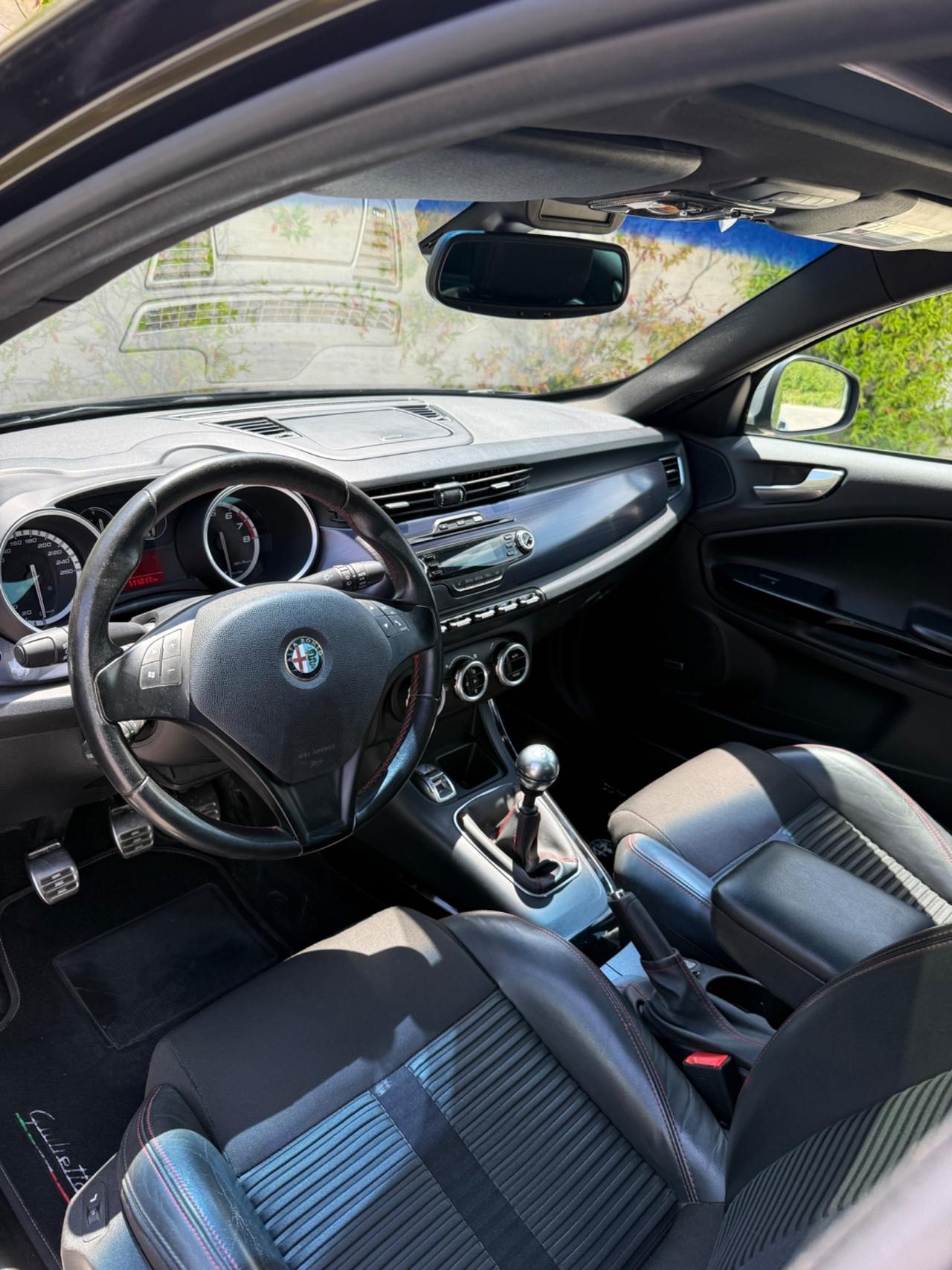 Alfa Romeo Giulietta 1750 TBi Quadrifoglio Verde