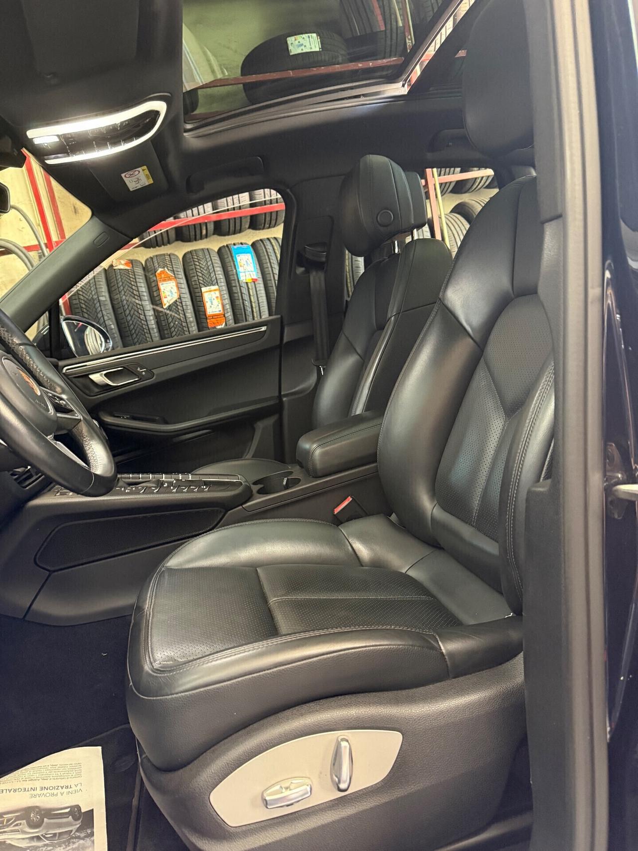 Porsche Macan 2.0 245 CV PASM TETTO 21 PELLE TOTALE