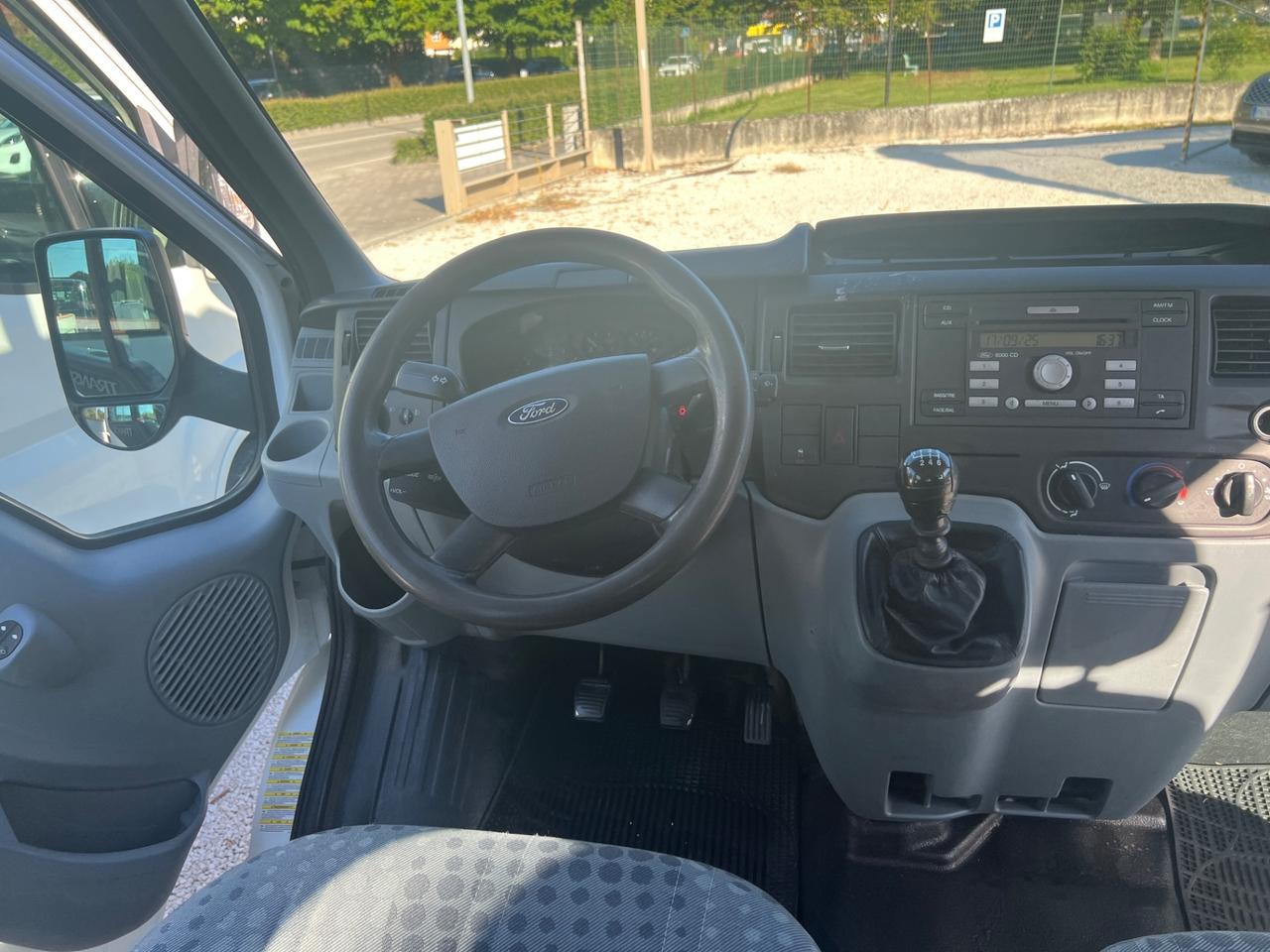 Ford Transit Doppia Cabina Con Cassone Fisso 7 Post MOT. NUOVO