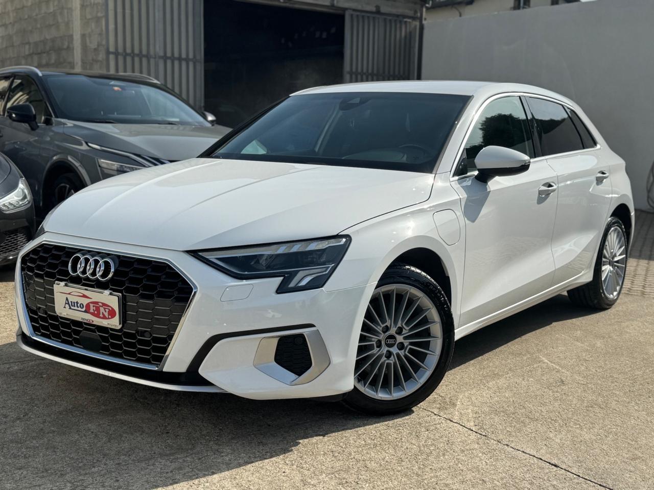 Audi A3 SPB 40 TFSI e S tronic line edition