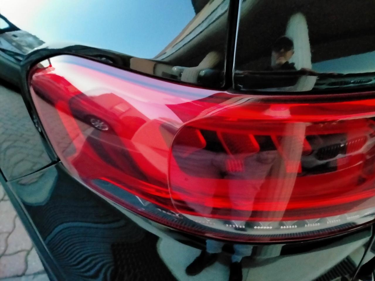 Mercedes-Benz GLB 180 D BUSINESS EXTRA 8MLED/SEDILI SPORT/DISPLAY MAXI