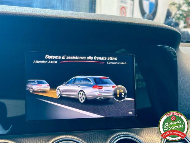 MERCEDES-BENZ E 220 d S.W. Auto Sport *TETTO*CAMERE 360*