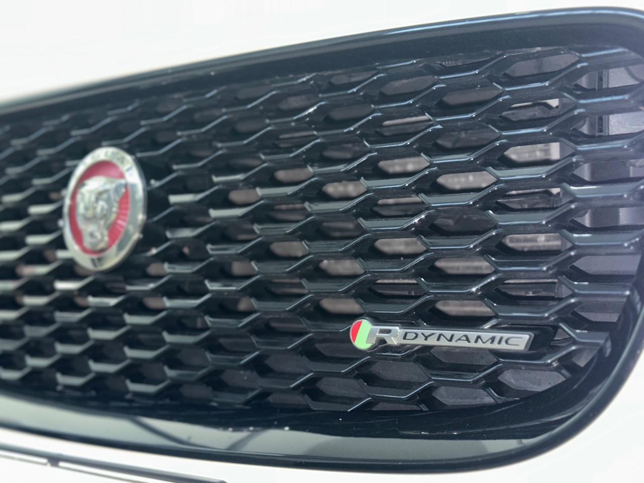 Jaguar E-Pace 2.0D 150 CV R-Dynamic S 2019