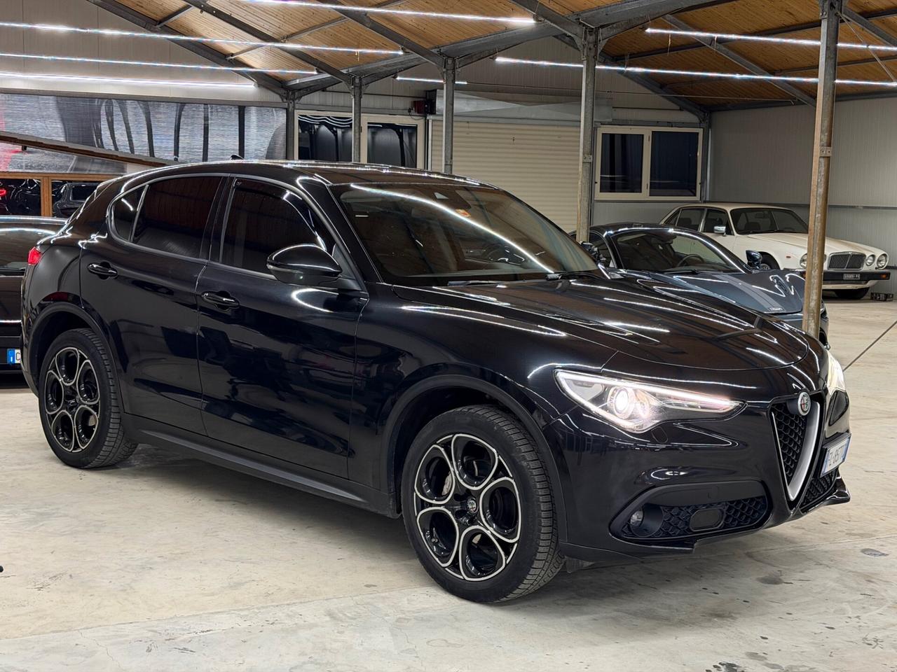Alfa Romeo Stelvio 2.2 Turbodiesel 210 CV AT8 Q4 Super