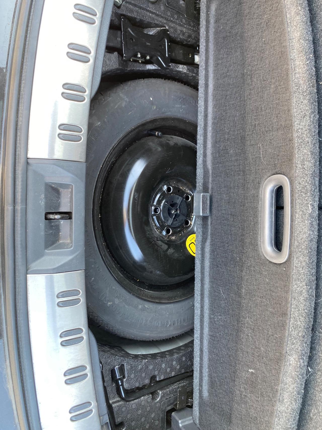 Nissan Qashqai+2 2.0 dCi DPF Tekna 7 POSTI UNICO PROPIETARIO