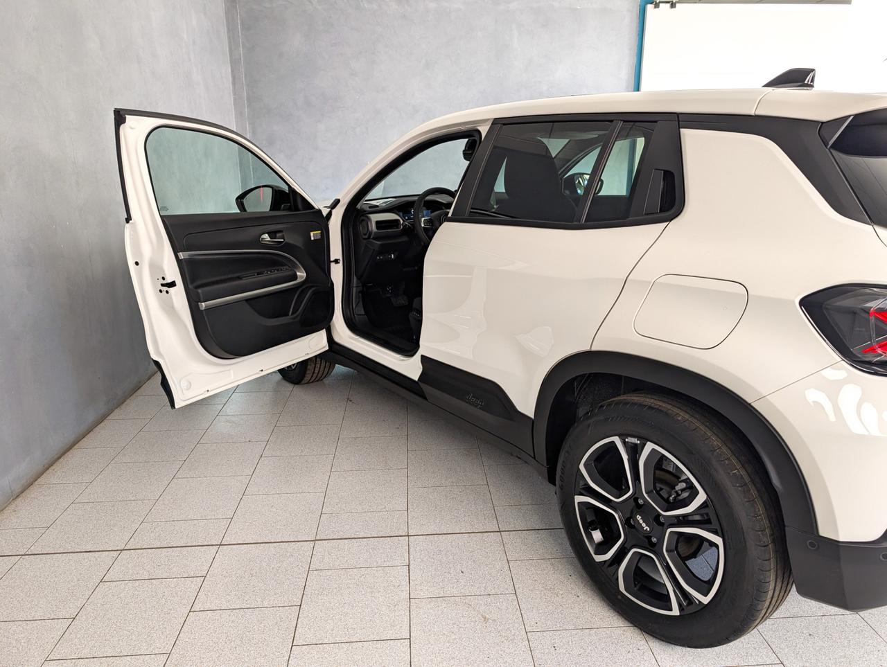 Jeep Avenger 1.2 Turbo E-Hybrid 110cv eDCT6 Summit