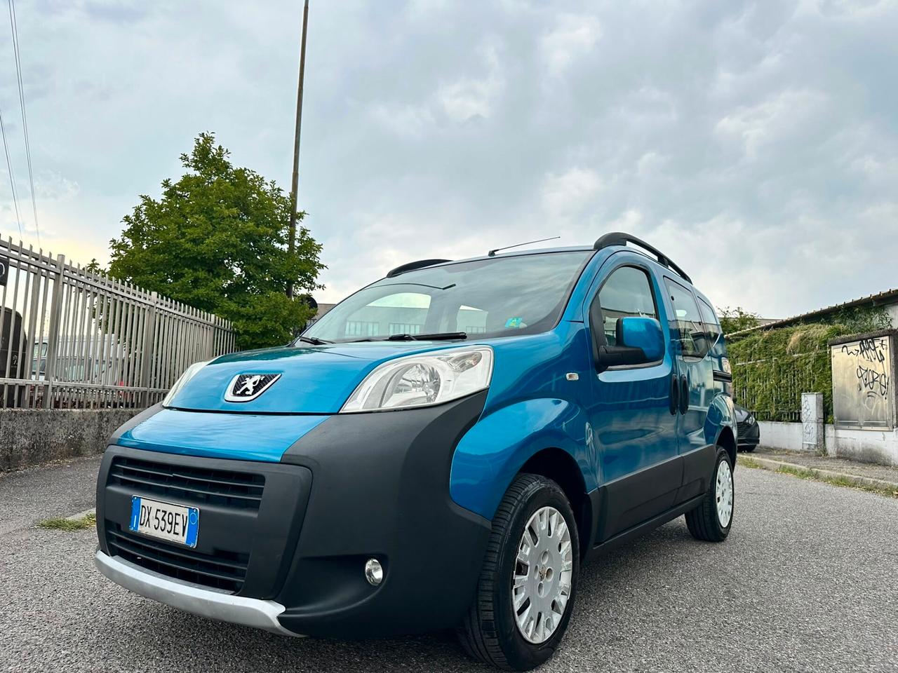 Peugeot Bipper Tepee 1.4 75CV Outdoor