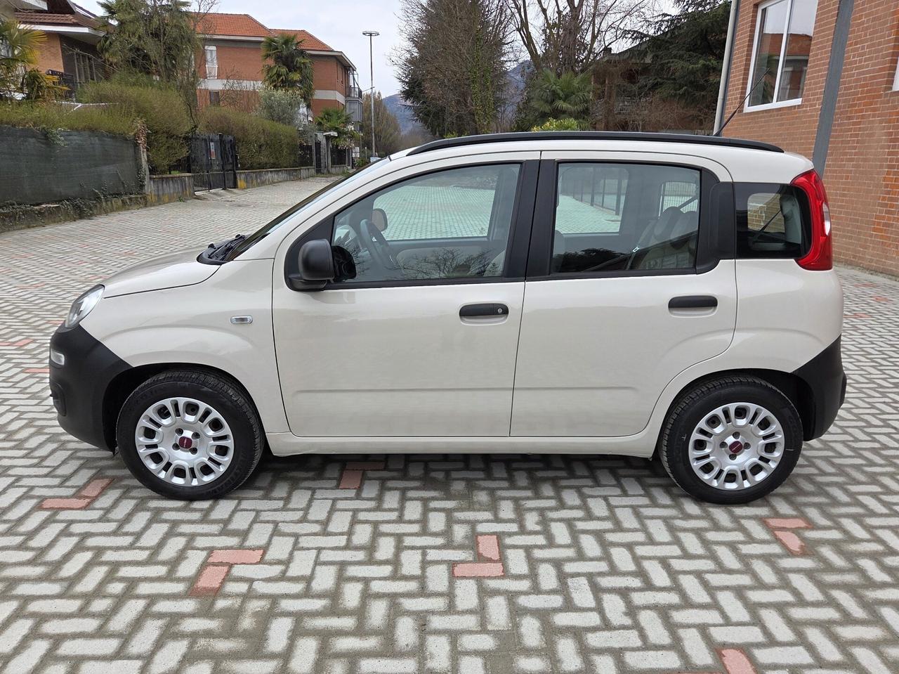 Fiat Panda 1.2 Easy 69cv 5 posti