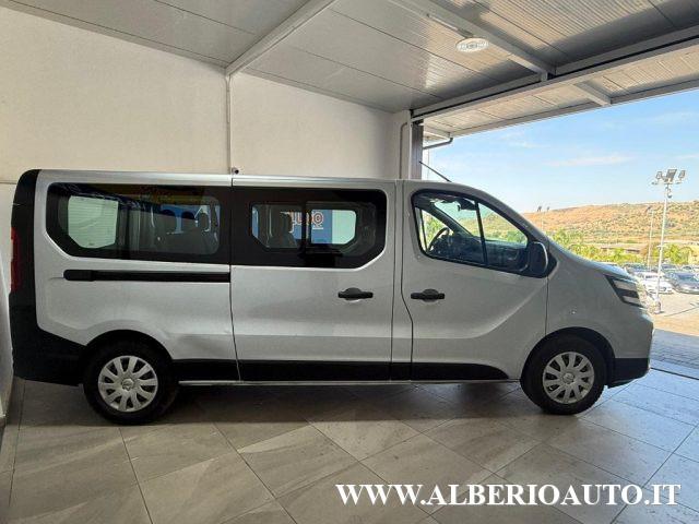 NISSAN NV300 2.0 dCi 150CV PL-TN Bus PASSOLUNGO 9 POSTI + IVA