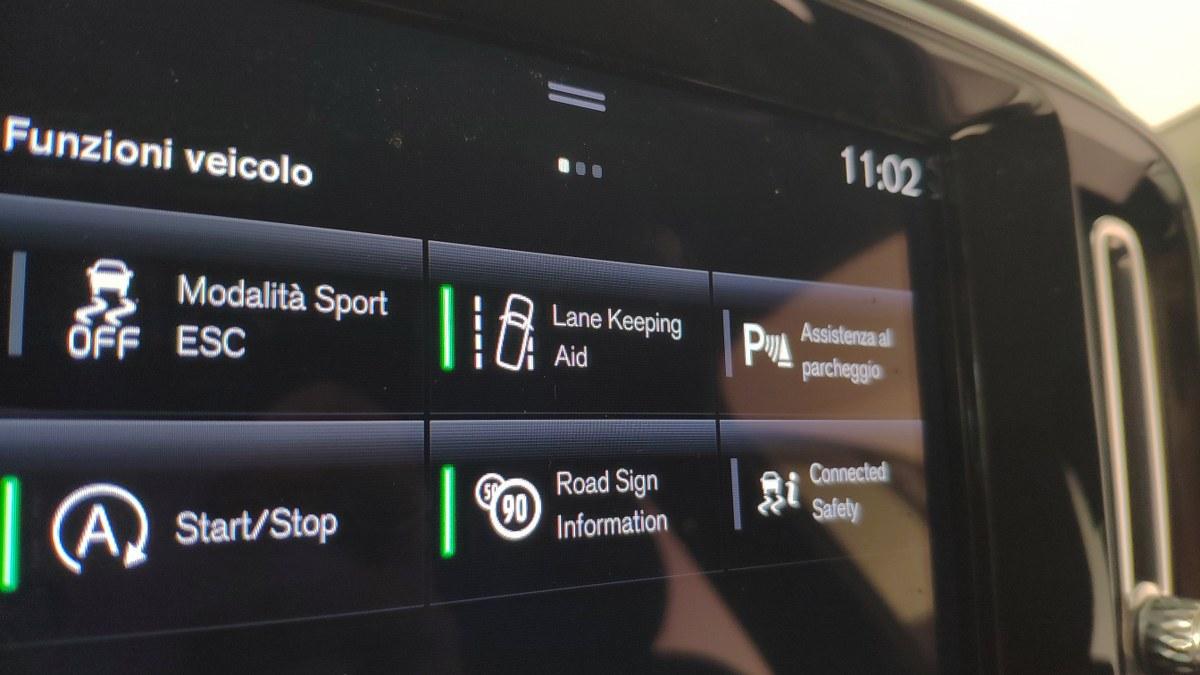 VOLVO Xc40 T2 Geartronic Momentum Pro