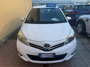 TOYOTA Yaris 1.3 5 porte Lounge