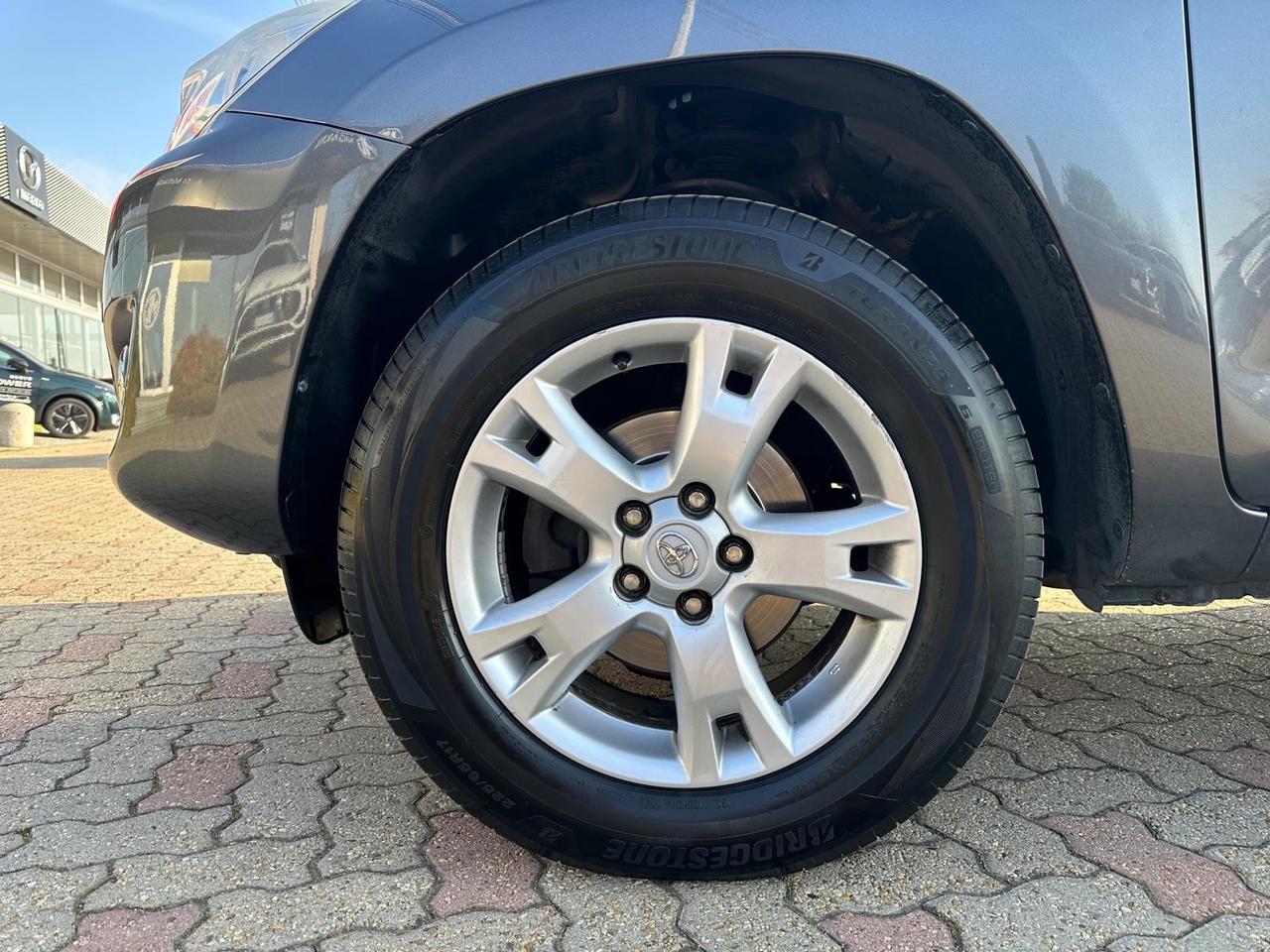 Toyota RAV4 2.2 d-4d Sol 150cv dpf my09