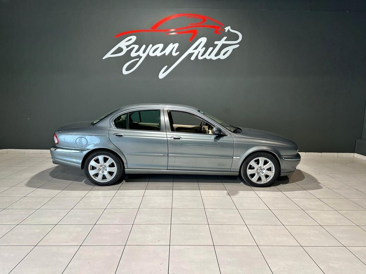 Jaguar X-Type 2.5 V6 24V cat Executive