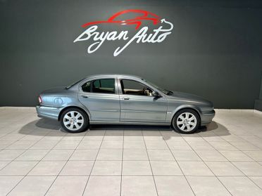 Jaguar X-Type 2.5 V6 24V cat Executive
