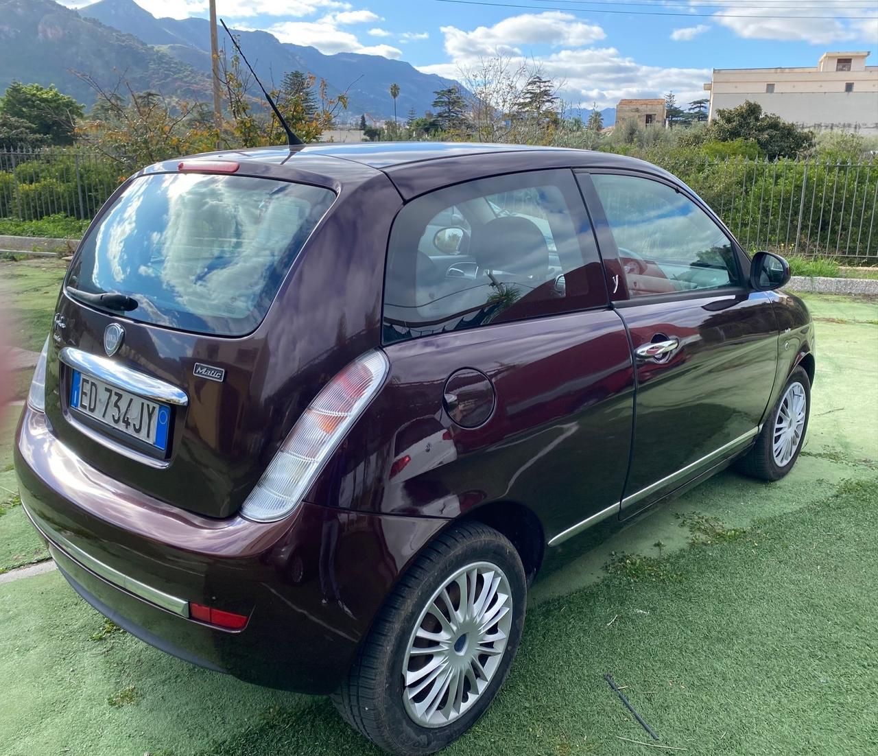 Lancia Ypsilon 1.3 Diesel - Cambio Automatico