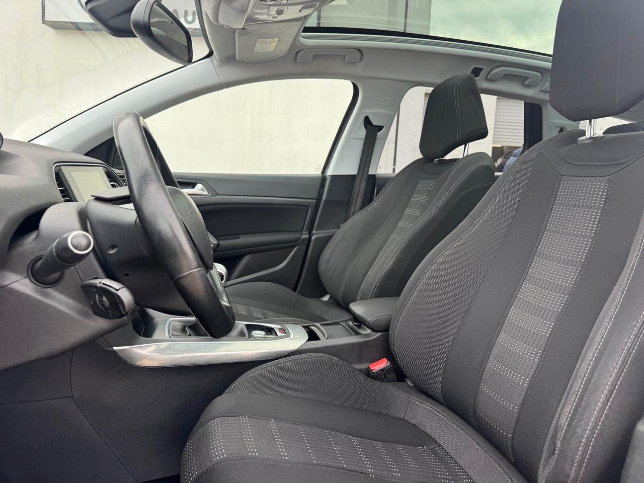 Peugeot 308 1.6 e-HDi 115 CV Stop&Start SW Allure