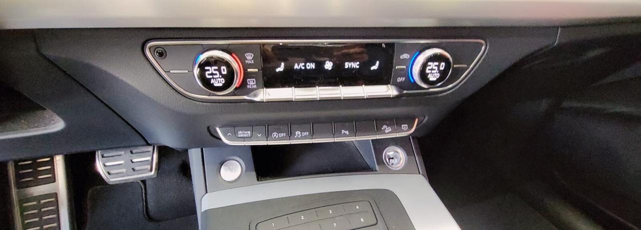 BELLISSIMA AUDI Q5 40 TDI S-LINE PLUS QUATTRO 190CV S-TRONIC-TENUTA CON MOLTISSIMA CURA-PERFETTA IN TUTTO-COME NUOVA-GARANZIA UFFICIALE AUDI FINO AL 10/2026 PIÙ GARANZIA M-M MOTORS FINO AD OTTOBRE 2027.