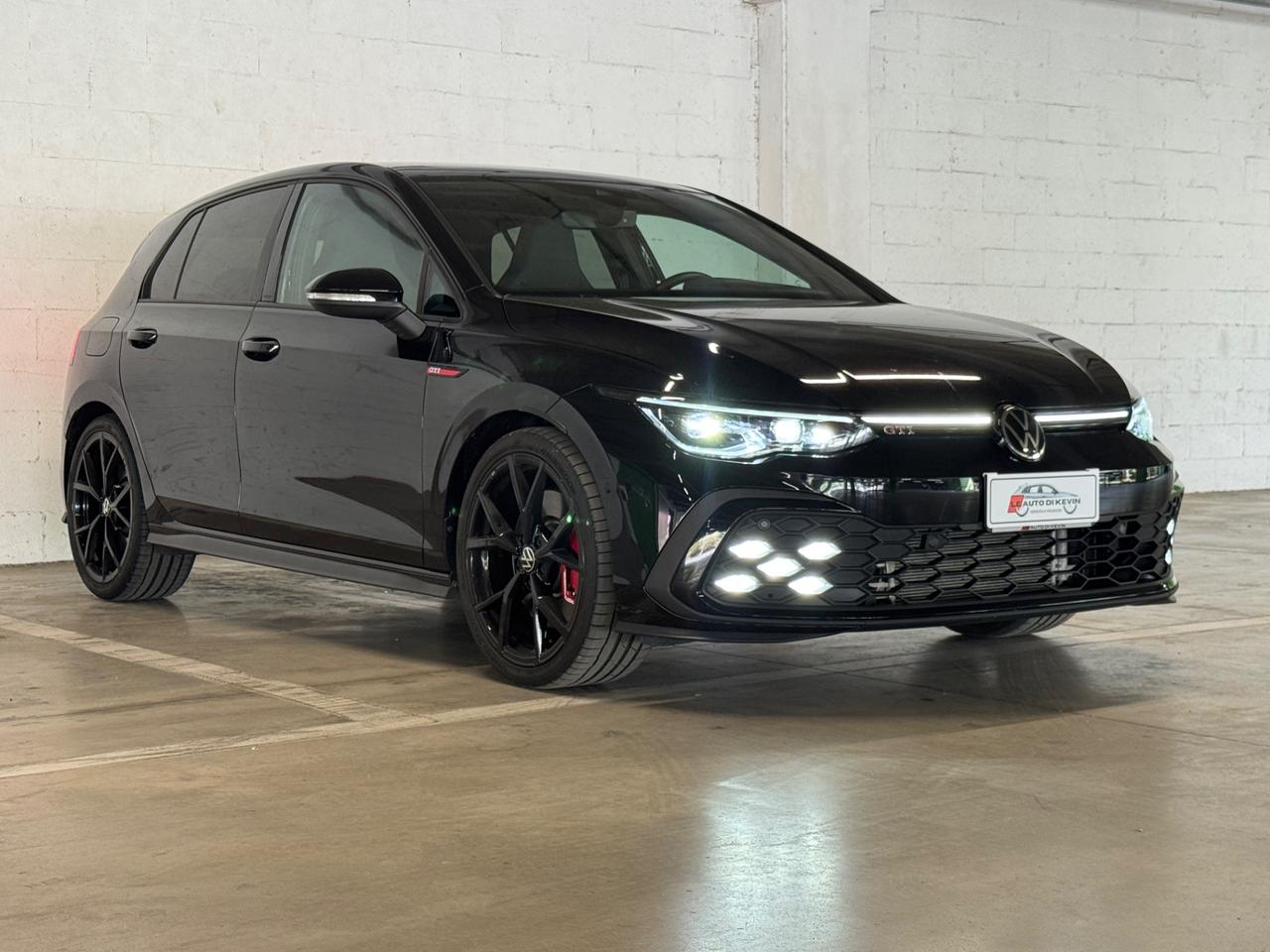 Volkswagen Golf GTI 2.0 TSI DSG PANO/DCC/MATRIX