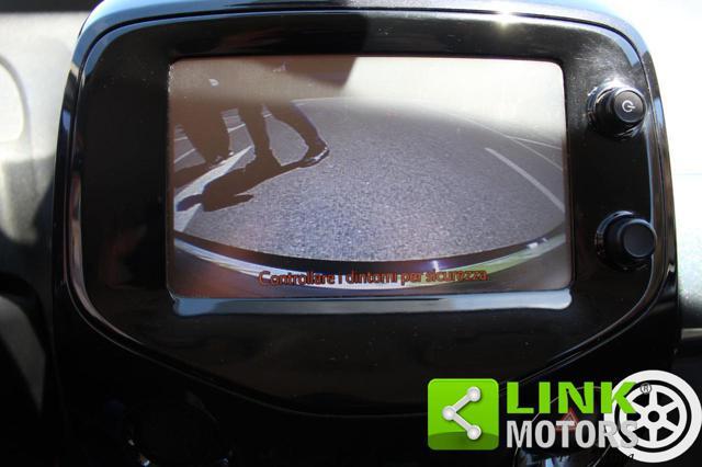 TOYOTA Aygo 1.0 VVT-i 69 CV 5 porte x-play Unico Proprietario