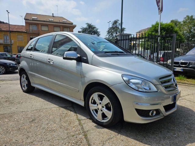 MERCEDES-BENZ B 180 NGT BlueEFFICIENCY