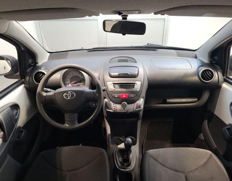 Toyota Aygo Aygo 1.0 12V VVT-i 3 porte Now Connect