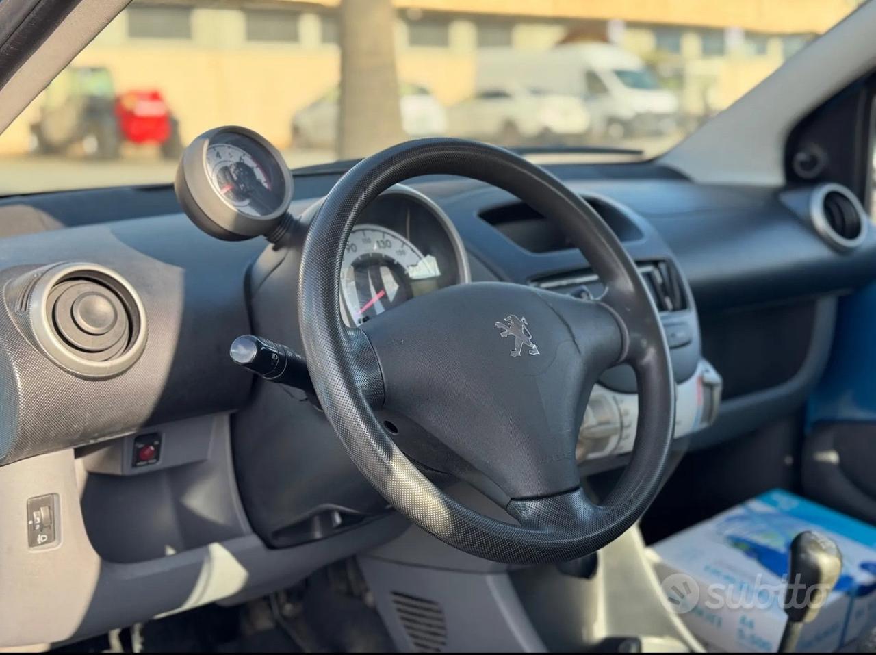 PEUGEOT 107 1.0 BENZINA NEO PATENTATI 12 MESI DI GARANZIA