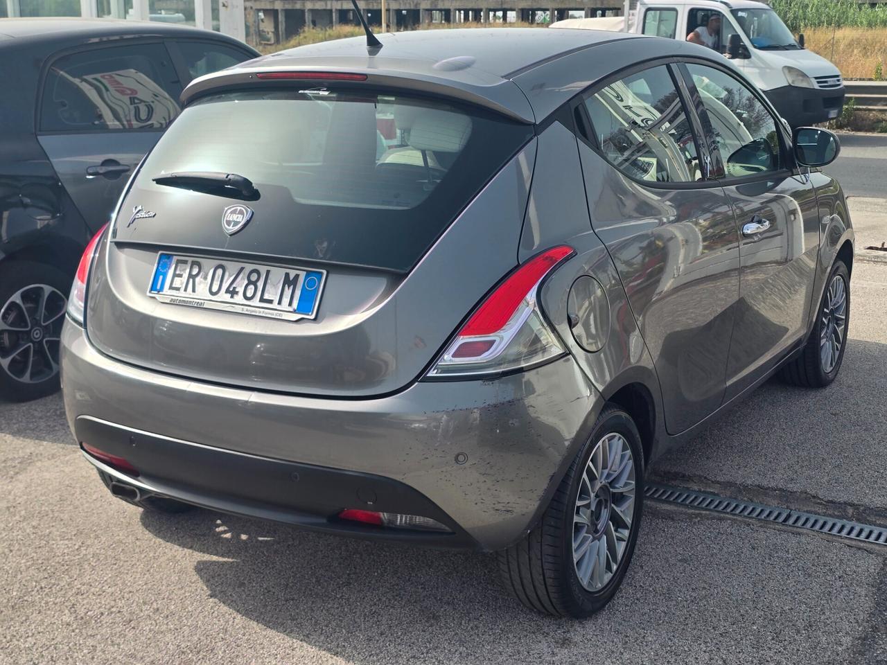 Lancia Ypsilon 1.2 GPL 69cv Ecochic Gold