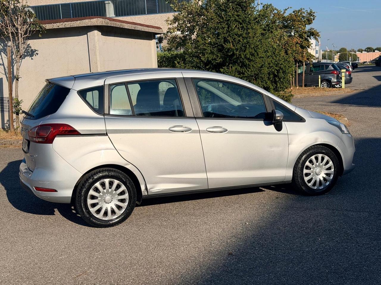 Ford B-Max 1.5 TDCi 75 CV Business Titanium