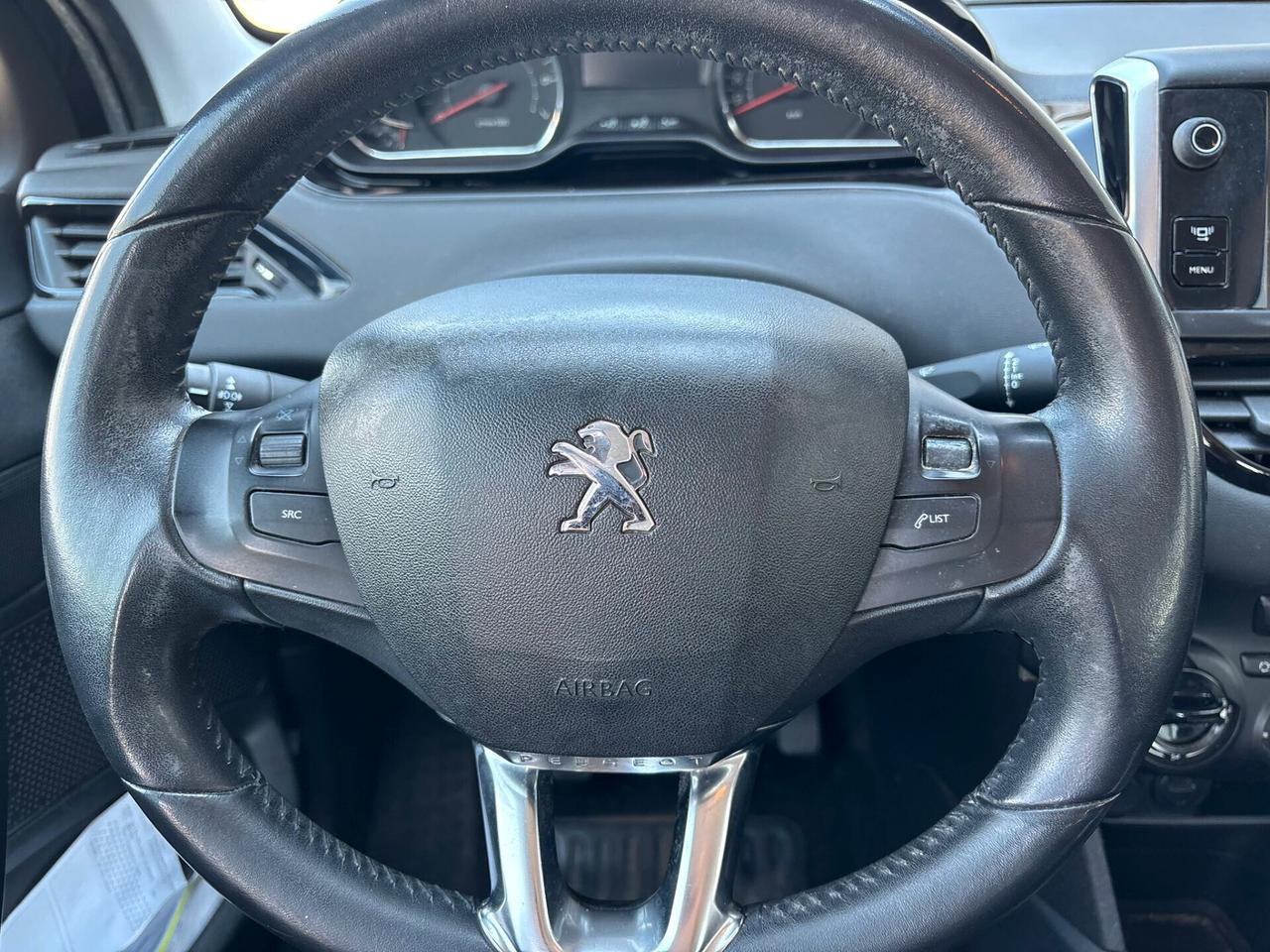 Peugeot 208 ALLURE 1.2 VTi 82 CV 5 porte